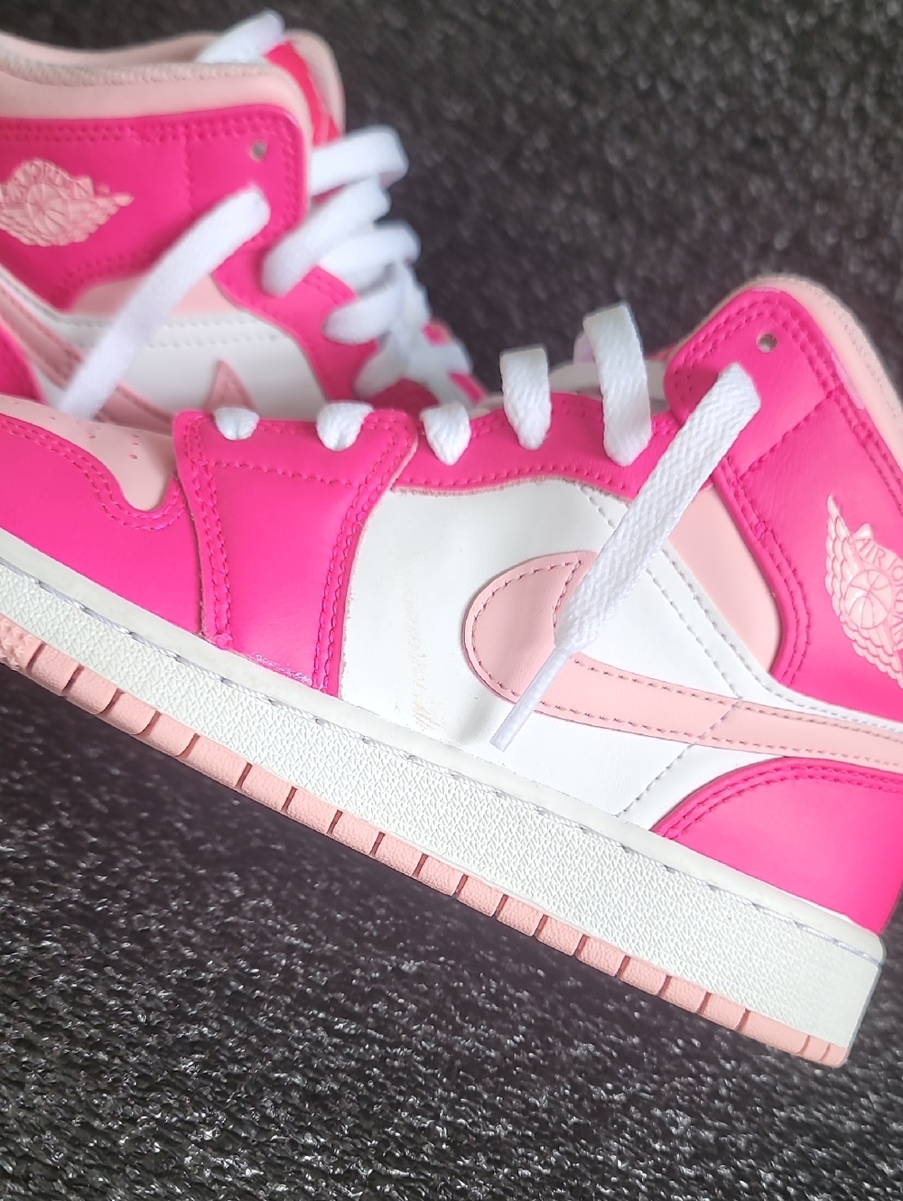 Nike Air Jordan 1 Mid "Fierce Pink" Wmns 5.5 - Picture 13 of 15